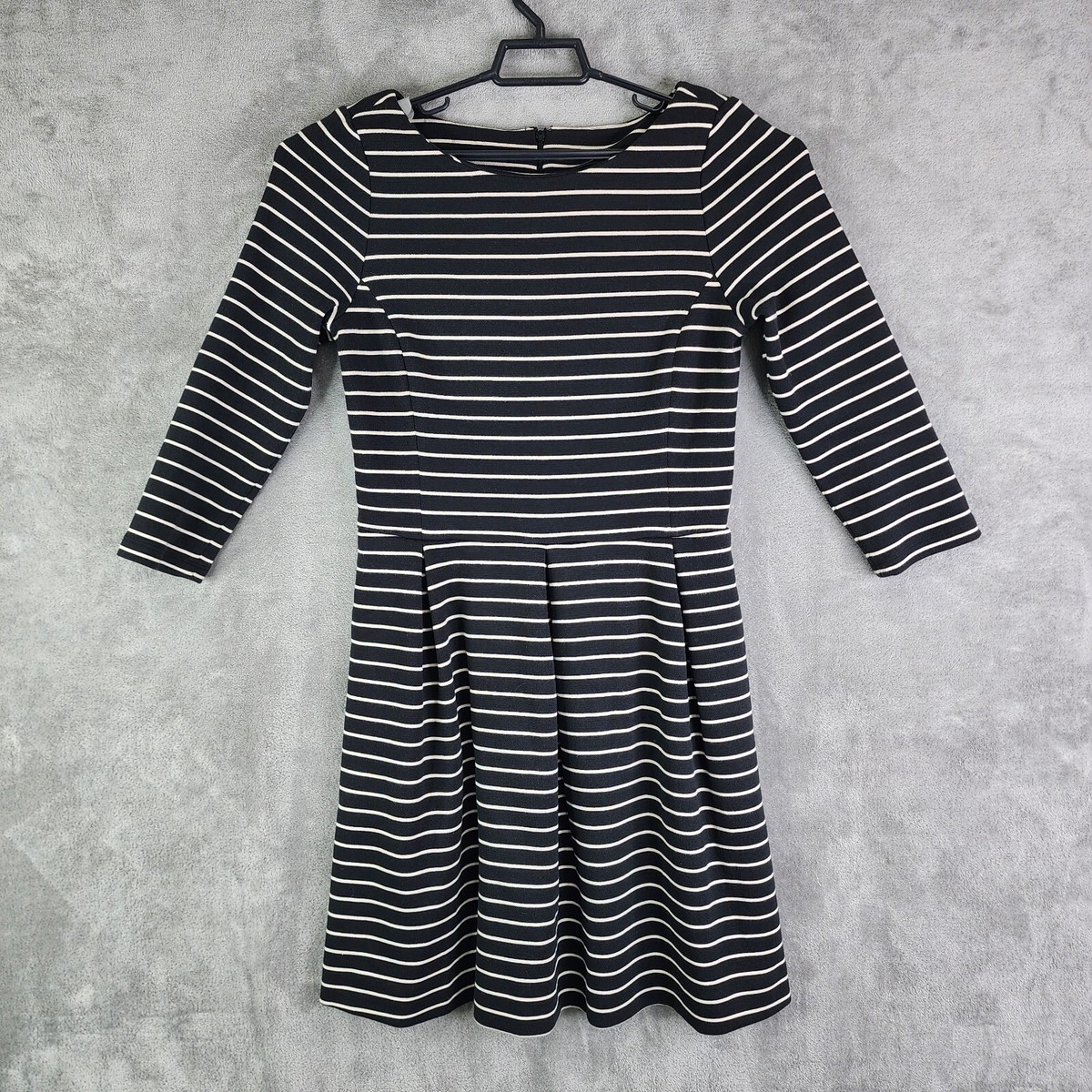 banana republic black and white dress Banana Republic Black White Lined Floral Dress Size 2 Tall Back Zip Beautiful