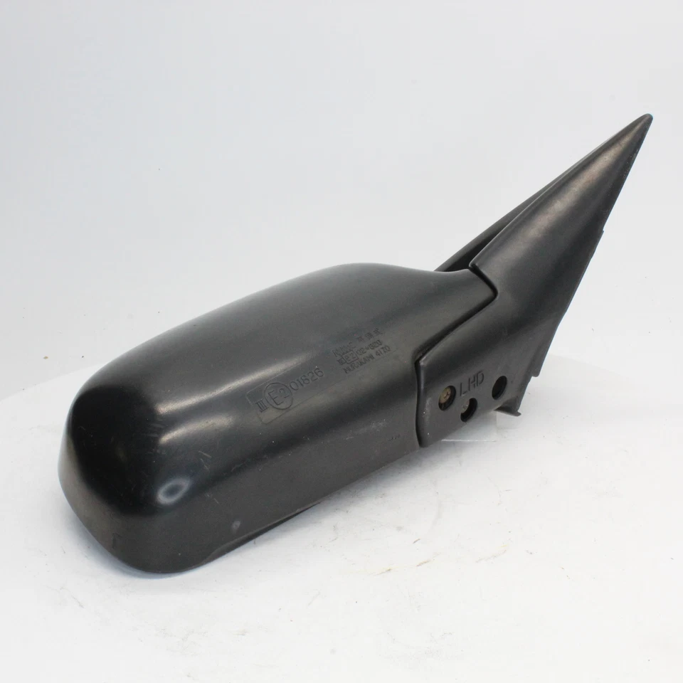 Зеркало бокового обзора 1994 Mitsubishi Mirage под правую руку номер детали 010505 - Изображение 2 из 4