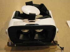 Hype I-FX Virtual Reality Headset w/built in stereo earphones, EUC