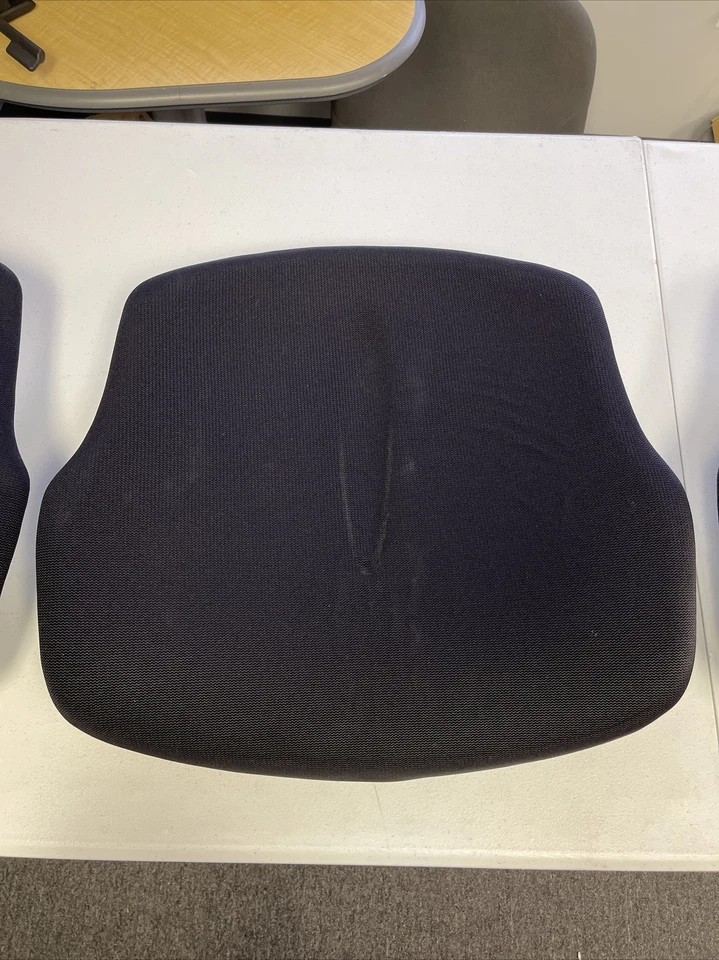 Humanscale Freedom Chair: GEL Seat Cushion; Black Color; Wave Fabric, Original - Image 2 of 4