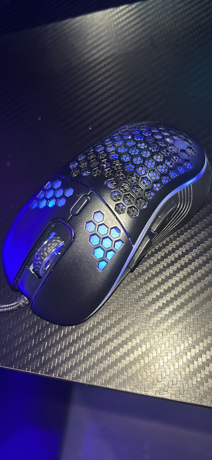 High-Performance Gaming Mouse for Precision and Speed-image