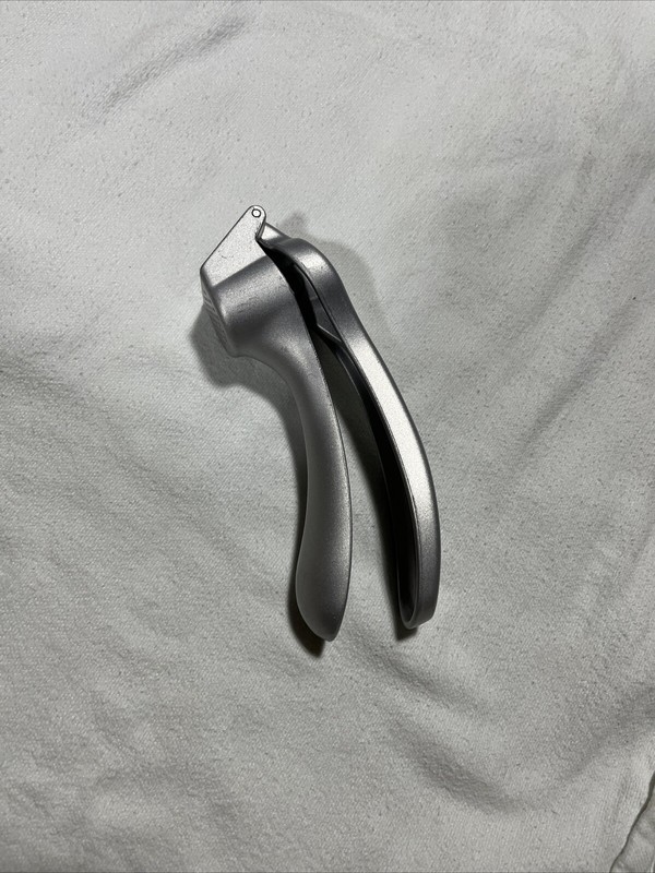 Pampered Chef K21 Metal, Easy Squeeze, Rust Proof, Ergonomic Handle Garlic Press