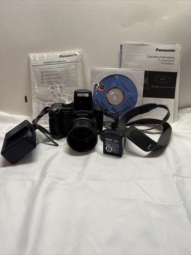 Panasonic Lumix DMC-FZ8 7.2MP Digital Camera W/ Box Battery  &Charger. Tested!