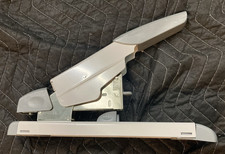 Swingline Deluxe Heavy Duty Stapler 39002 Staples up to 160 Sheets