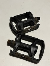 Wellgo Plastic Bicycle Pedals for sale UK