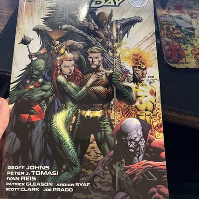 Brightest Day Vol 2 (2011) DC Comics Graphic Novel
