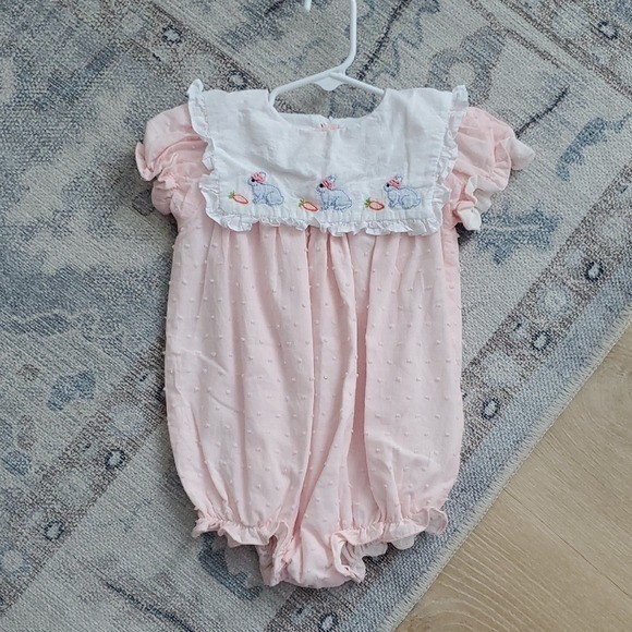 Cecil & Lou Bebé Niñas Punto Suizo Bordado Conejito Mameluco Burbuja Talla 24m