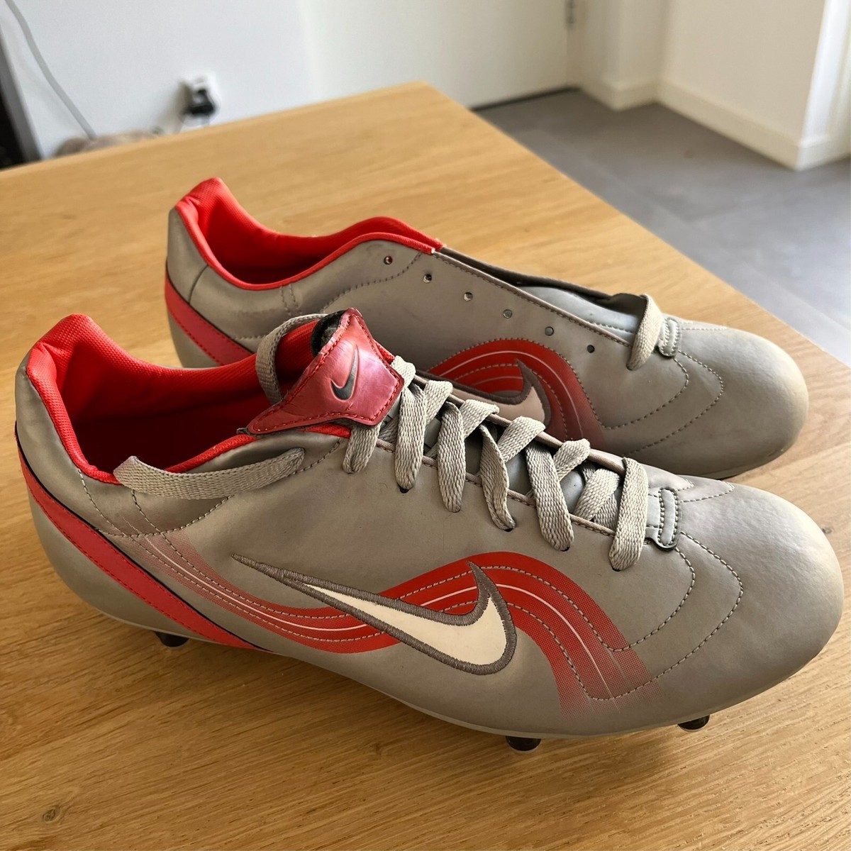 Boots Mercurial Vapor R9 2002 Nike Mercurial II 2002 SG UK EU 42