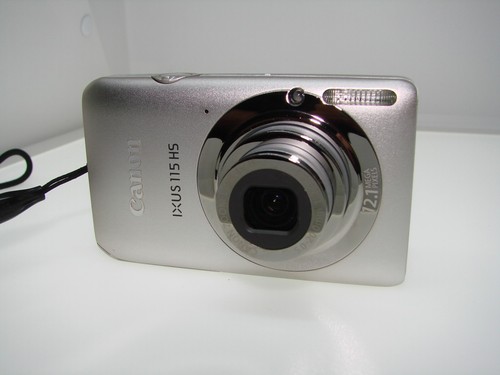 Cámara digital compacta Canon IXUS 115 HS / PowerShot ELPH 100 HS / IXY 210F 12MP - Imagen 5 de 24