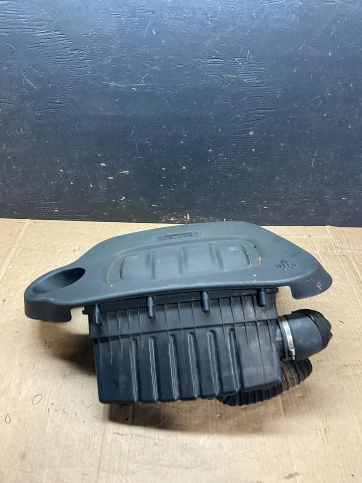 Chevy HHR 2.2 2006-2011 caja de filtro de admisión de aire carcasa cubierta superior del motor O3174 DG Foto 2 de 4