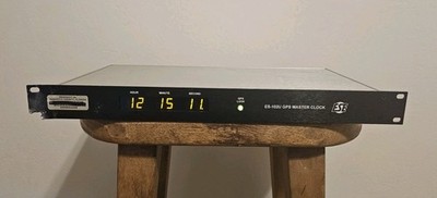 ESE ES-102U GPS Master Clock SMPTE Time Code Generator Powers On READ