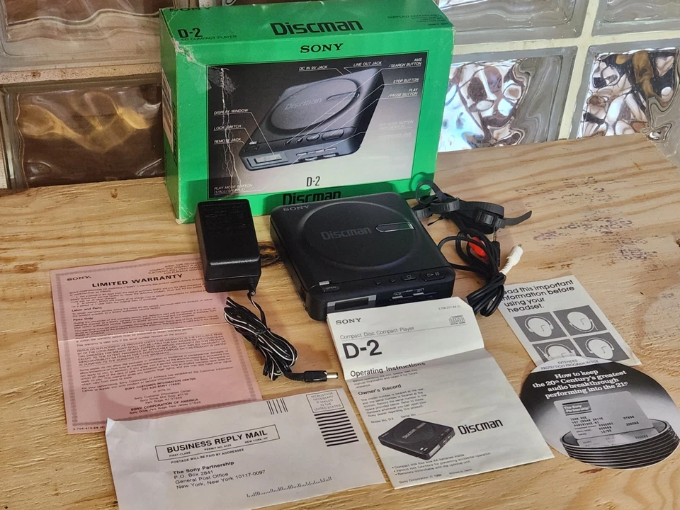 Reproductor de CD Sony D-2 Discman 1988 vintage - caja original, papeleo apenas usado Foto 2 de 4