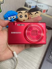 Samsung MV800 Flip-out Touch Screen 16MP 5x Optical Zoom Compact Digital Camera