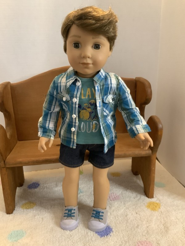 American Girl Doll 2014 LOGAN EVERETT 18" Doll Brown Hair Brown Eyes   Retired