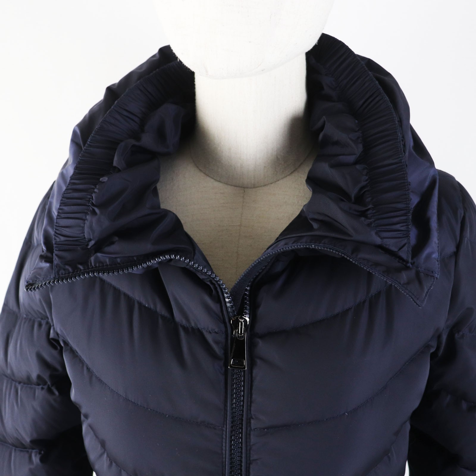 MONCLER down coat MIRIELON Beautiful silhouette with patch Navy Nylon Women 00 thumbnail 5