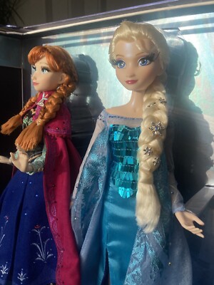 Disney Frozen | Die Eiskönigin | Anna und Elsa | Limited Edition Doll Set