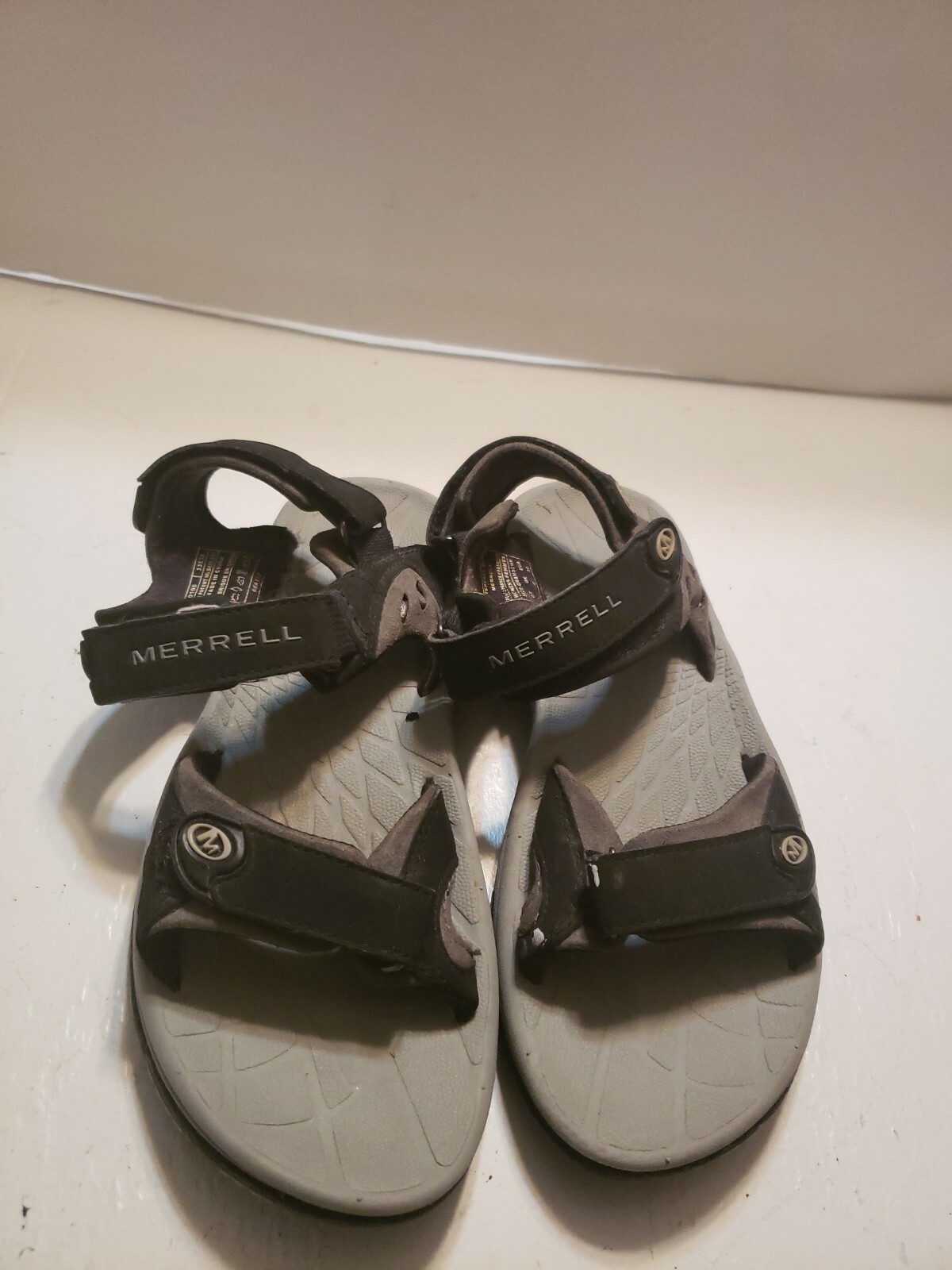 Sandali da donna grigi e neri Merrell Waterfall taglia 7