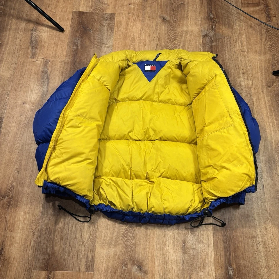 Chaqueta acolchada Tommy Hilfiger vintage para hombre mediana años 90 plumón de ganso chaleco convertible Foto 2 de 4