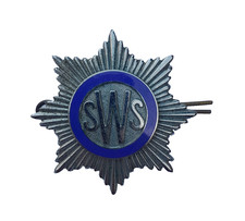 UNIDENTIFIED 'SWS' FIRE SERVICE FIREFIGHTER FIREMANS CAP BADGE