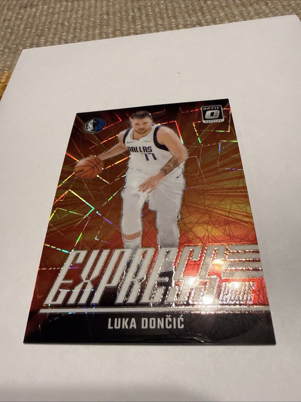 Luka Doncic 2024-25 Panini Donruss Optic Express Lane White Velocity /59 #6 SP