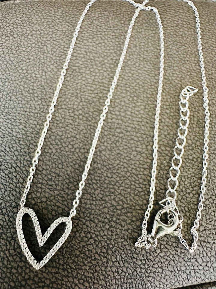 Nuevo Collar Corazón Rachael Zoe Plata de Ley 925 y Circonita Circonita - Compra Especial Limitada Foto 3 de 4