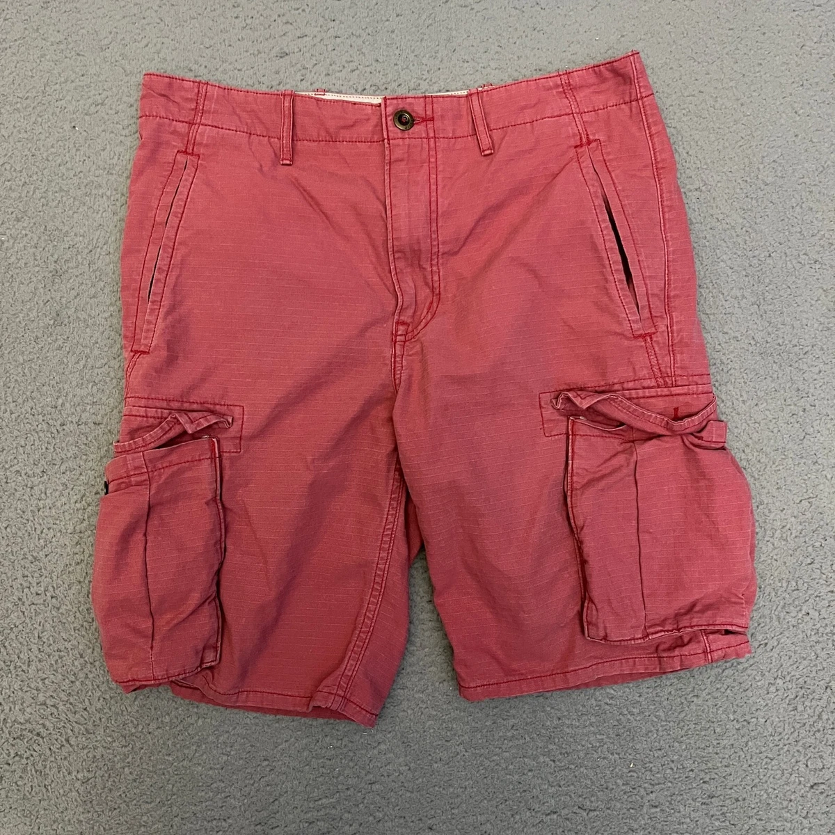 Levi s Red Cargo Shorts Mens Size 32 eBay