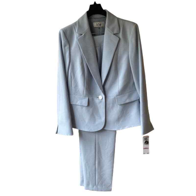 Le Suit Women's Powder Blue Notched Collar Straightleg Pantsuit. Size