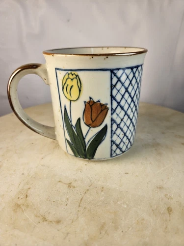 Fabulous Otagiri Style Stoneware Mug Coffee Tea Tulips Cross Hatch