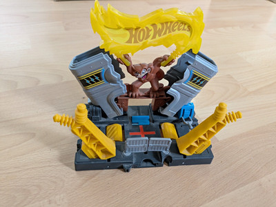 Hot Wheels Spielset mit Affenfigur