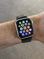 Apple Watch SE 2nd Gen 40mm Midnight GPS + Cellular Smartwatch - Excellent