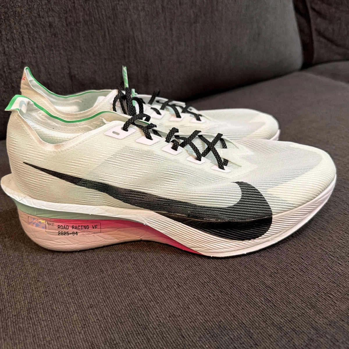 Nike ZoomX Vaporfly Next% Black | eBay
