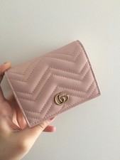 GUCCI GG Pink Women's Stitched Textured Leather Card Holder with Metal Logo