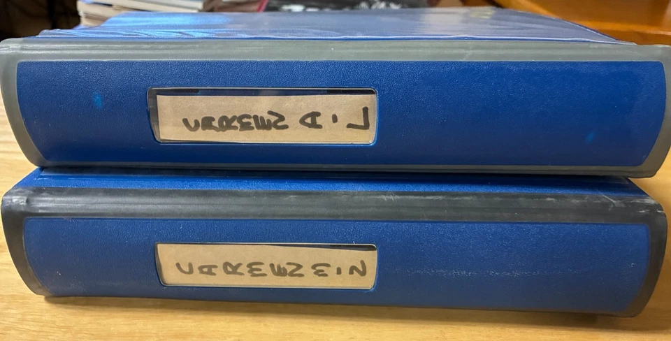 🎶 Massive Carmen Opera Archive – 174 CDs in 2 Binders - Historic Performances - Image 2 of 4