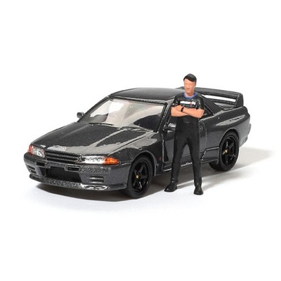 Mini GT 1/64 Nissan Skyline GT-R R32 Nismo Gunmetal w/Matsuda