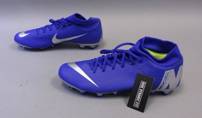 Nike Mercurial Superfly 7 Academy FG MG Men 's Soccer.