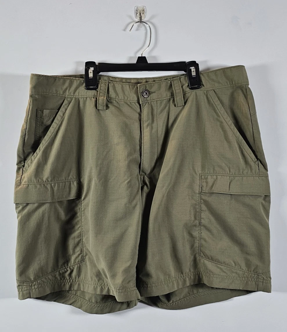 Duluth Trading Co Men's Cargo Shorts Nylon Olive Green Hiking Outdoors Size 38