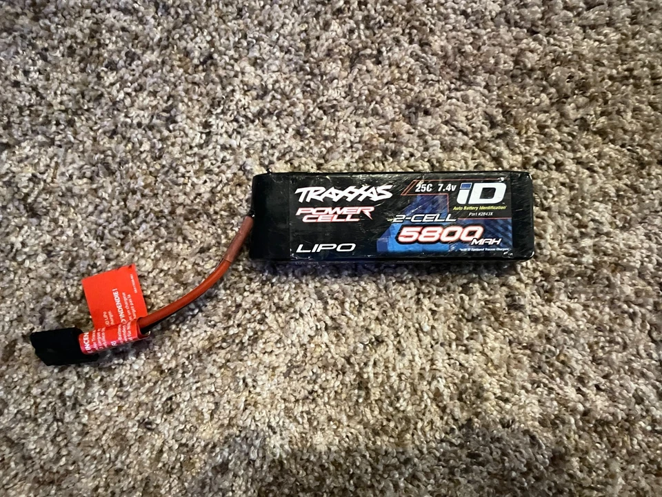Baterías y cargador Traxxas Foto 3 de 4