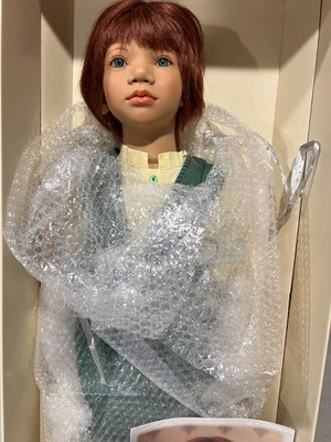 Annette Himstedt Melvin Irish Children of the World Doll 1994