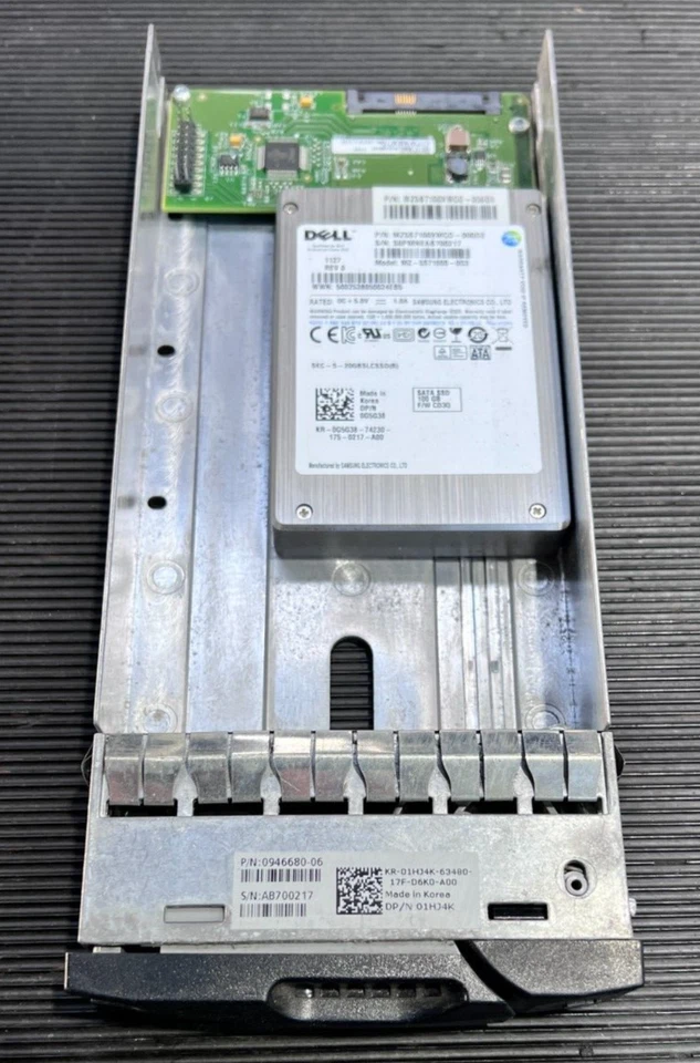 Dell EqualLogic PS6010 SAN Disk Array  l 16x100GB SATA SSD l 2xCntrls 2xPSU - Image 4 of 4