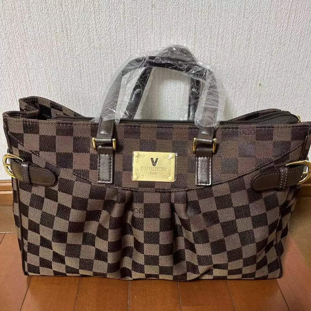 Ugo outlet valentino bag