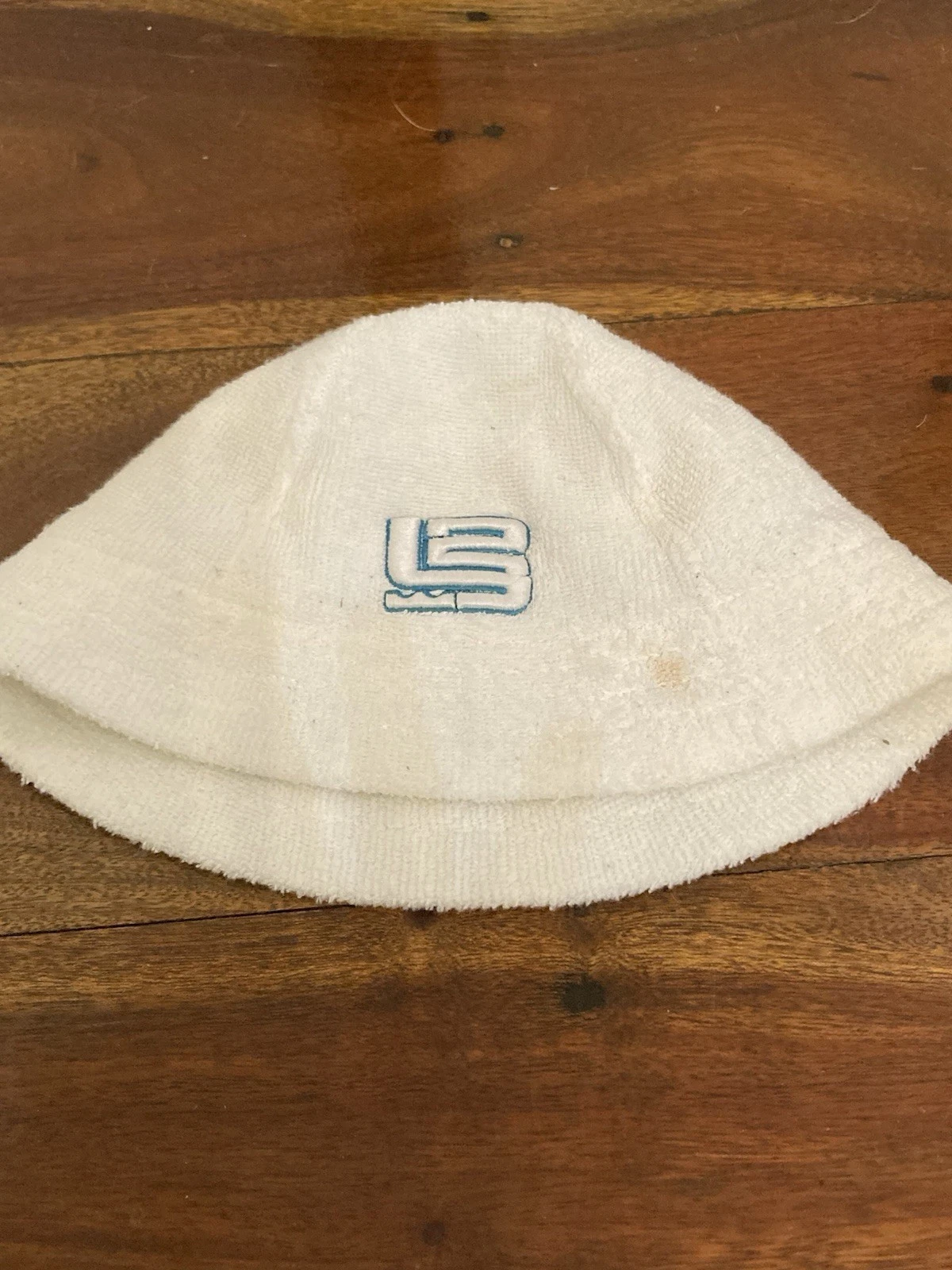 Vintage Y2K LeBron James 23 Nike Air Terry Cloth Bucket Hat White
