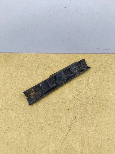 BMW 5 Touring E61 Stoßstangenhalter vorne links 51777066228 3.00 33115511