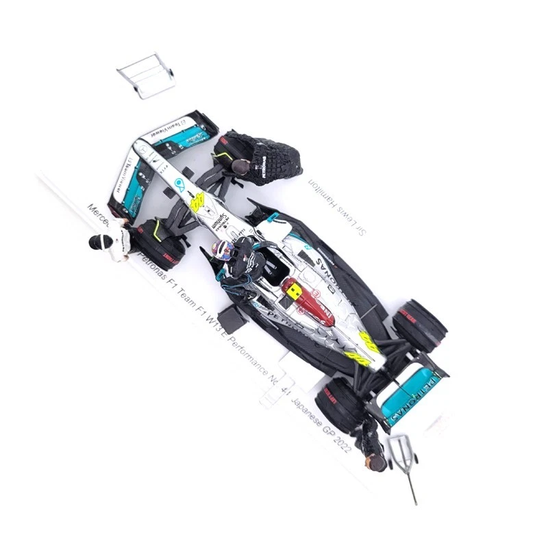 2022 Lewis Hamilton Mercedes-AMG F1 W13 GP del Giappone - 1/43 Spark Models - Immagine 4 di 4