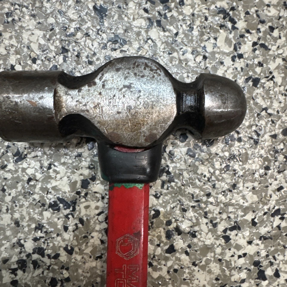 MATCO 工具 24 盎司。 球形锤带玻璃纤维手柄 BH24F — 第 2/4 张图片