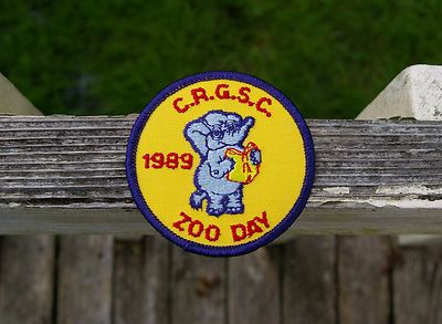 Girl Scouts C.R.G.S.C. 1989 Zoo Day Elephant Reading Book 3'' Embroidered Patch