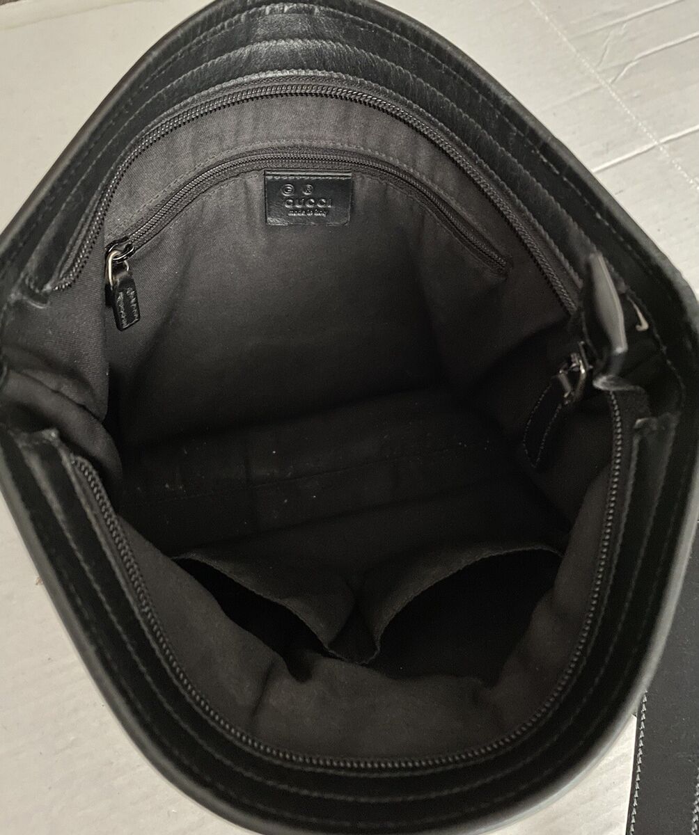 Gucci GG Supreme Monogram Web Flat Messenger Crossbody Bag Gucci GG Supreme Monogram Web Flat Messenger Crossbody Bag