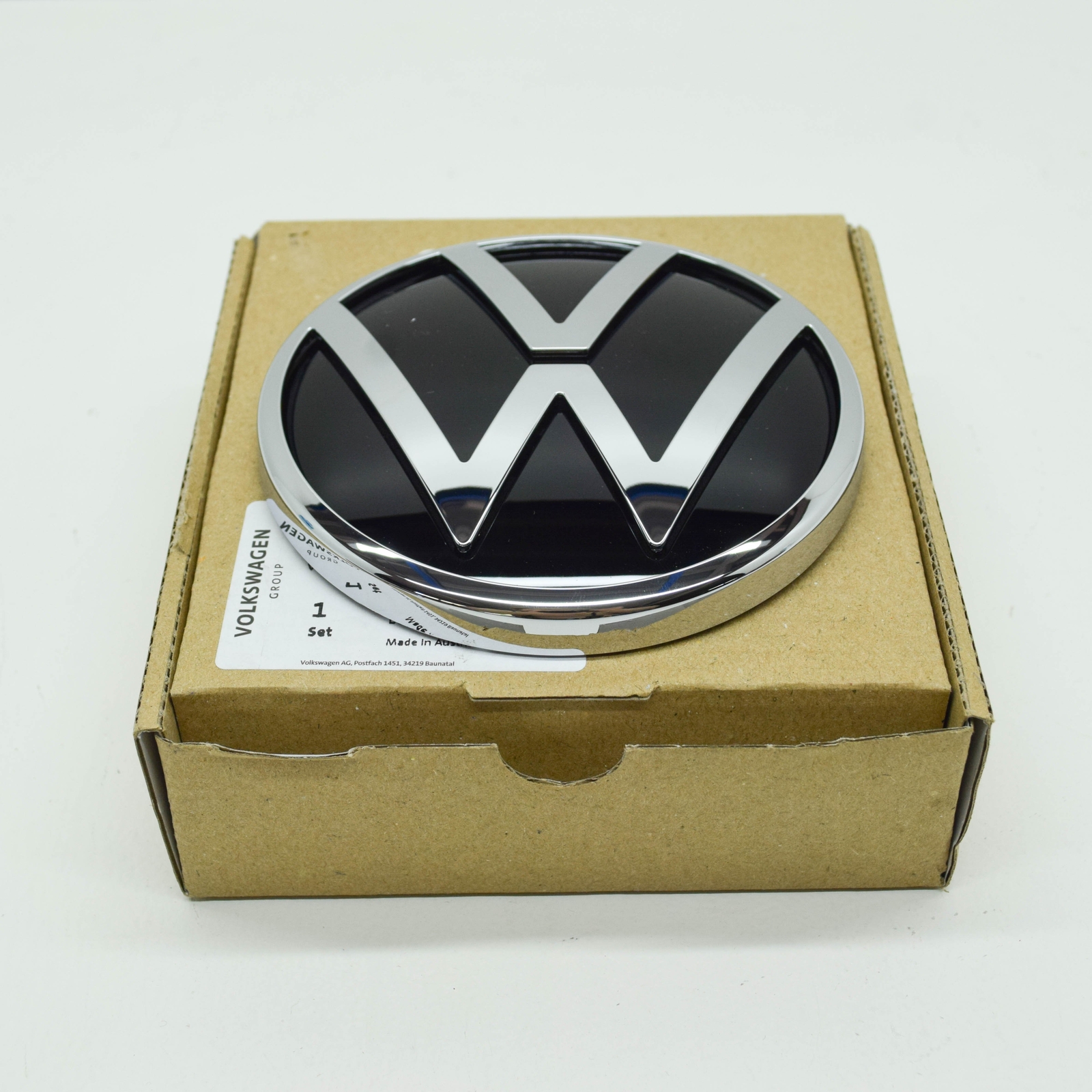 Volkswagen ARTEON Rear VW Emblem Badge 5H0898633 NEW GENUINE | eBay