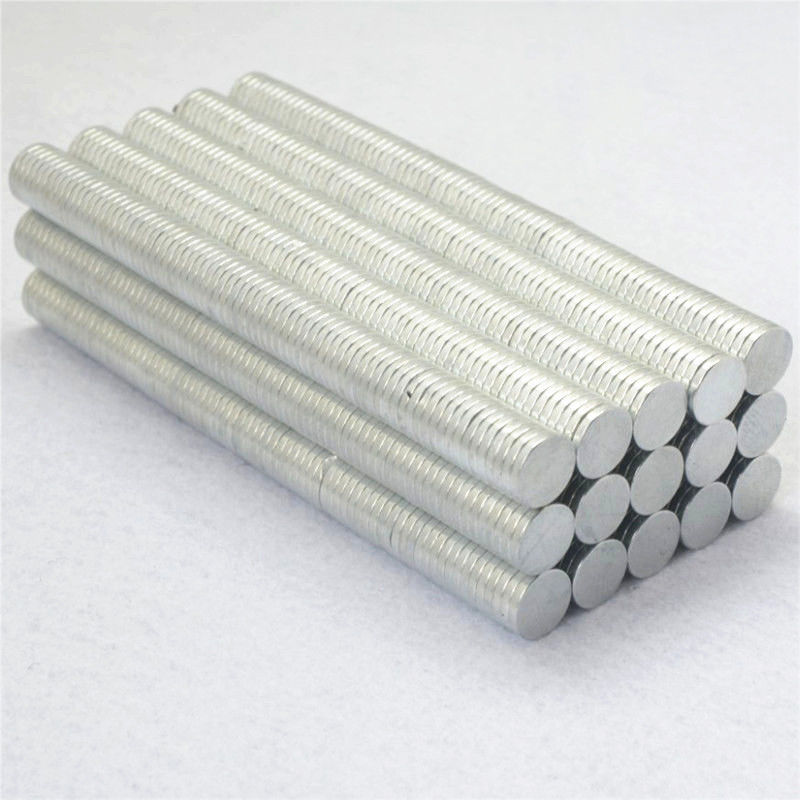 Magneti Permanenti Sinterizzati Magnete Ceramico Potente Dell'arco Della Ferrite Su Misura - Foto 2