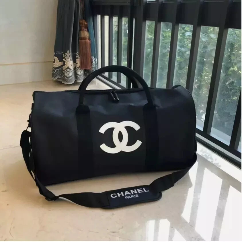 ChanelBeaute VIP Gym Bag Double - Image 2 of 4