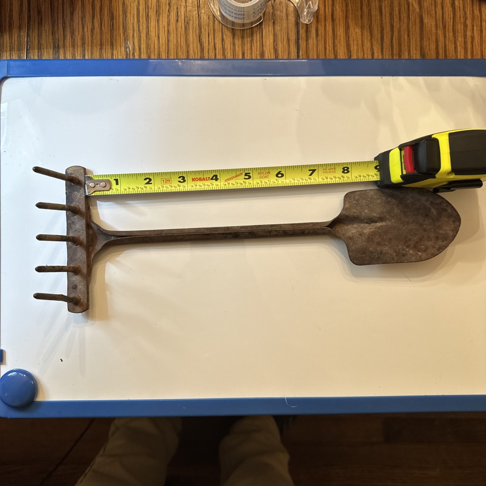 Shovel/Rake : Old Gardening Tool